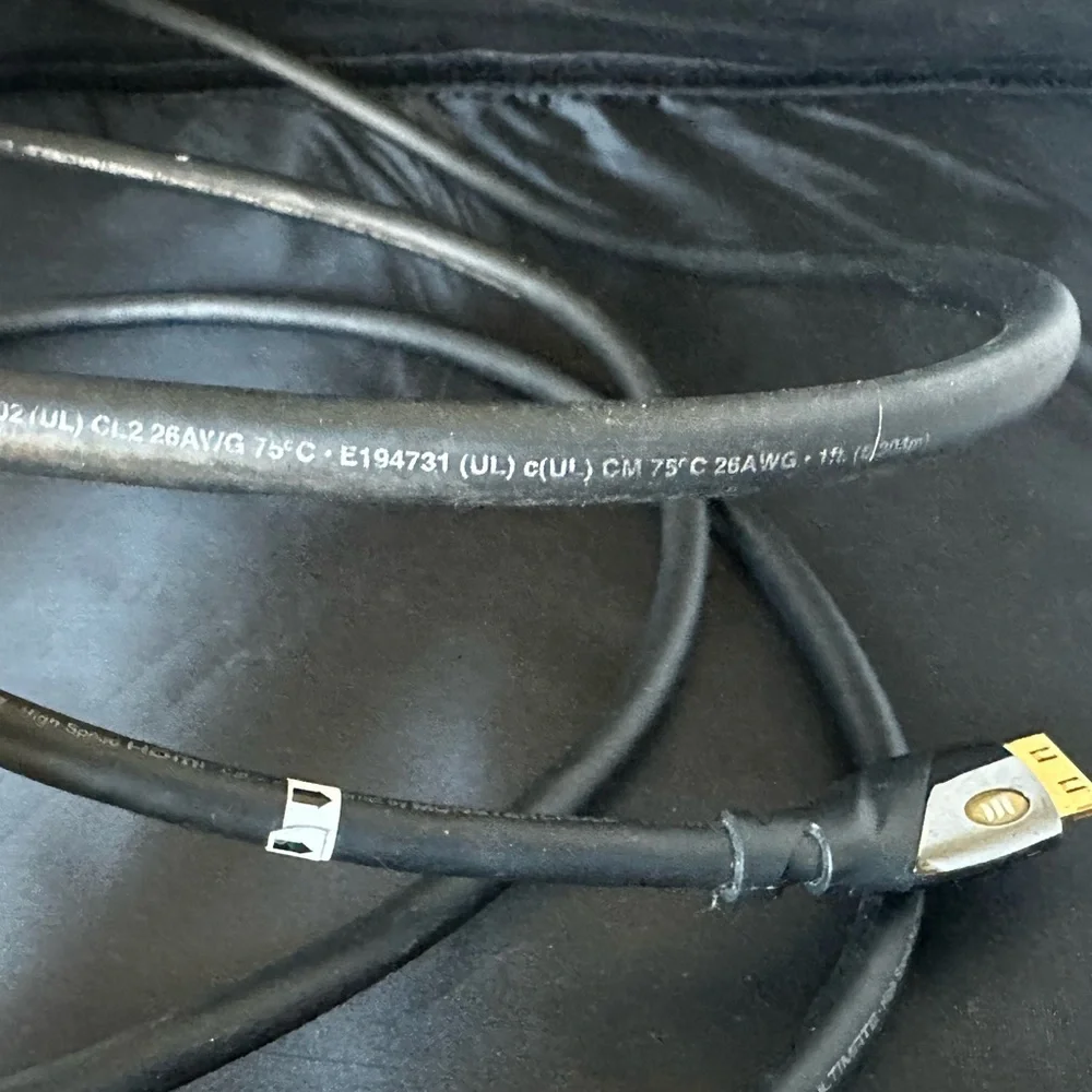 Monster ULTIMATE HDMI High Speed with Ethernet E194702 26AVG - 8 ft Works!